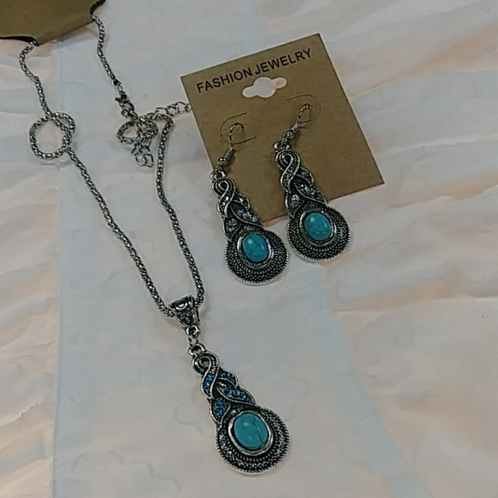 Turquoise necklace and earring set